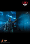 The Batman - Batman and Bat-Signal 1:6 Scale Action Figure Set
