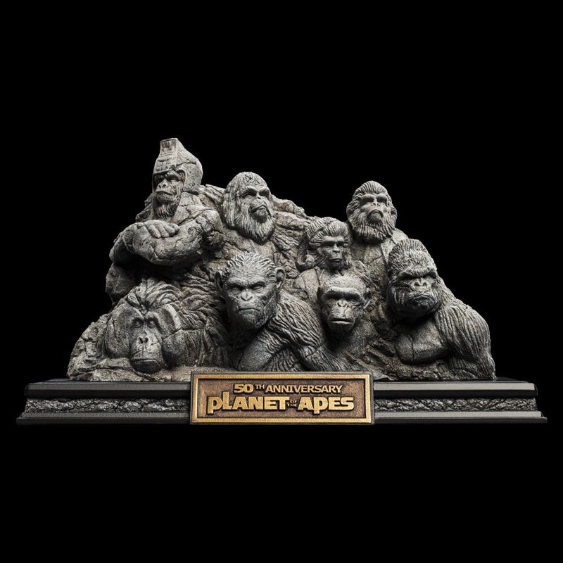 Planet of the Apes - Apes Through the Ages Statue
