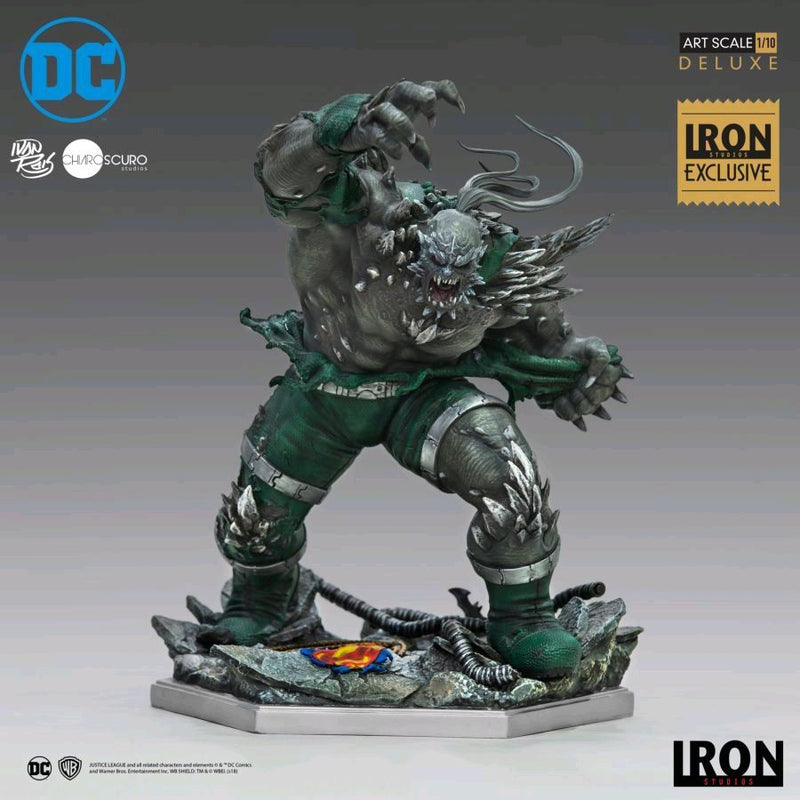 Superman - Doomsday 1/10 Scale Statue
