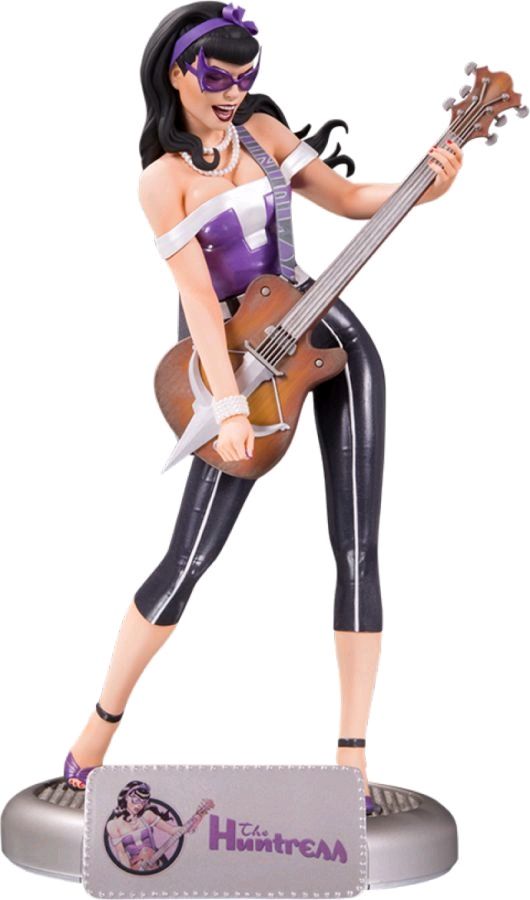 DC Bombshells - The Huntress Statue