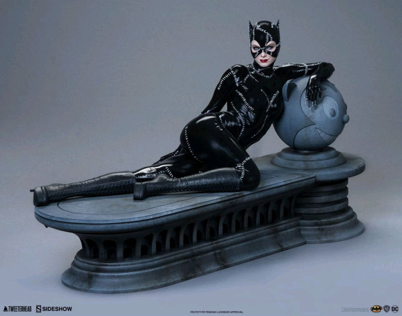 Batman Returns - Catwoman 1:4 Scale Maquette