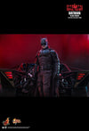 The Batman - Batman Deluxe 1:6 Scale Action Figure