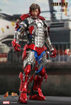 Iron Man 2 - Tony Stark Mark V Suit Up Deluxe 1:6 Scale 12