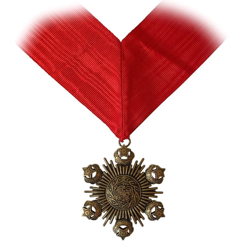 Dracula - Dracula Medallion Prop Replica
