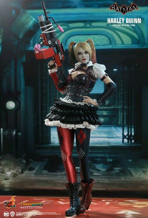 Batman: Arkham Knight - Harley Quinn 12