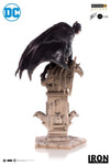Batman - Batman 1:10 Statue by Eddy Barrows