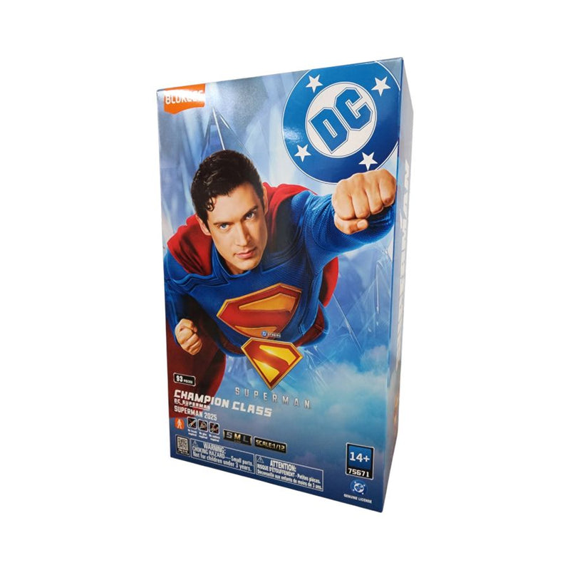 Superman (2025) - Superman with Krypto Champion Class Model Kit