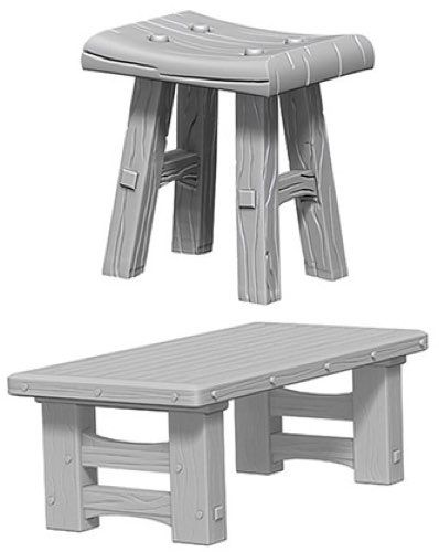 Dungeons & Dragons: Wooden Table & Stools