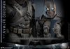 Batman v Superman: Dawn of Justice - Armored Batman (2.0) Deluxe 1/6 Scale Collectable Figure