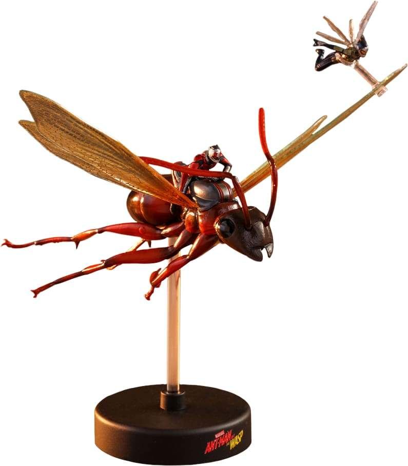 Image Ant-Man 2 - Ant-Man on Flying Ant & the Wasp Set