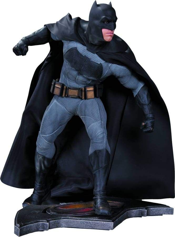 Image BvS - Batman Statue