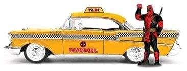 Image Deadpool - Chevy Yellow Taxi 1:24 Scale Hollywood Rides Diecast Vehicle