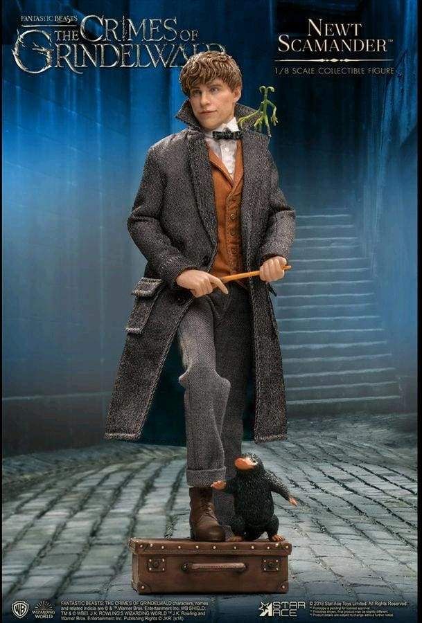 Image Fantastic Beasts 2: The Crimes of Grindelwald - Newt Scamander 1:8 Scale Action Figure