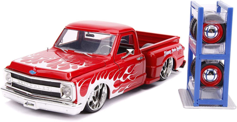 Just Trucks - 1969 Chevy C10 Stepside 1:24