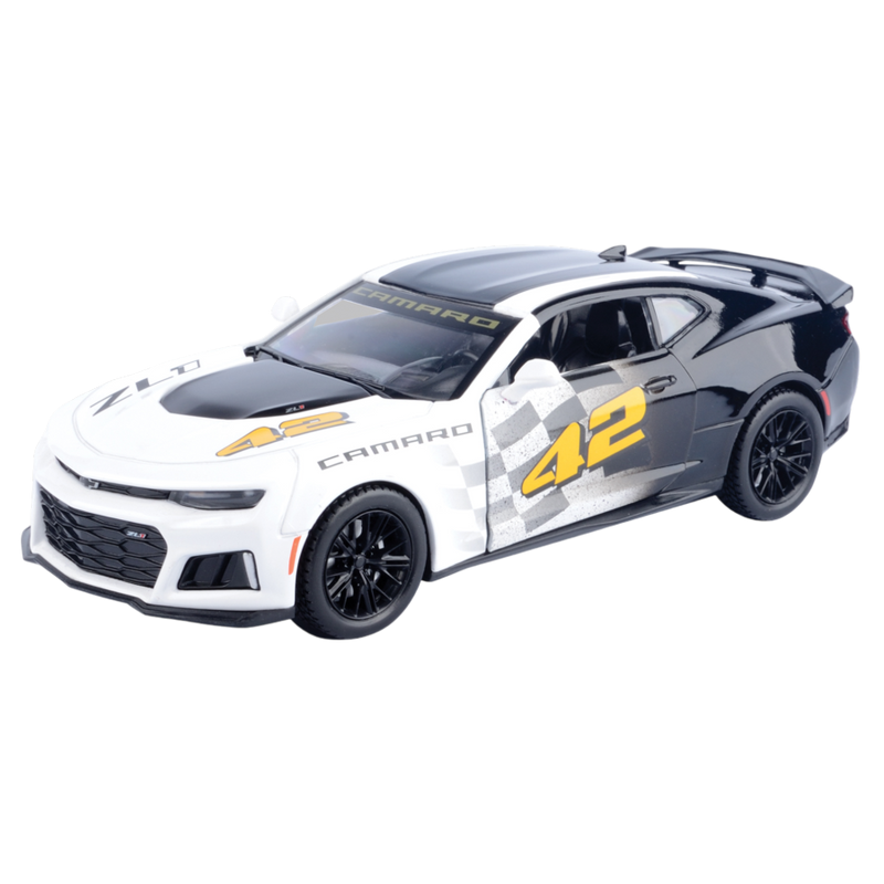 GT Racing - 1:24 Scale 2017 Chevrolet Camaro ZL1