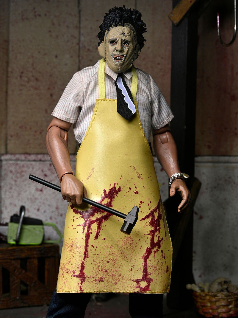 NECA: Texas Chainsaw Massacre - Leatherface – 8″ Clothed Action Figure