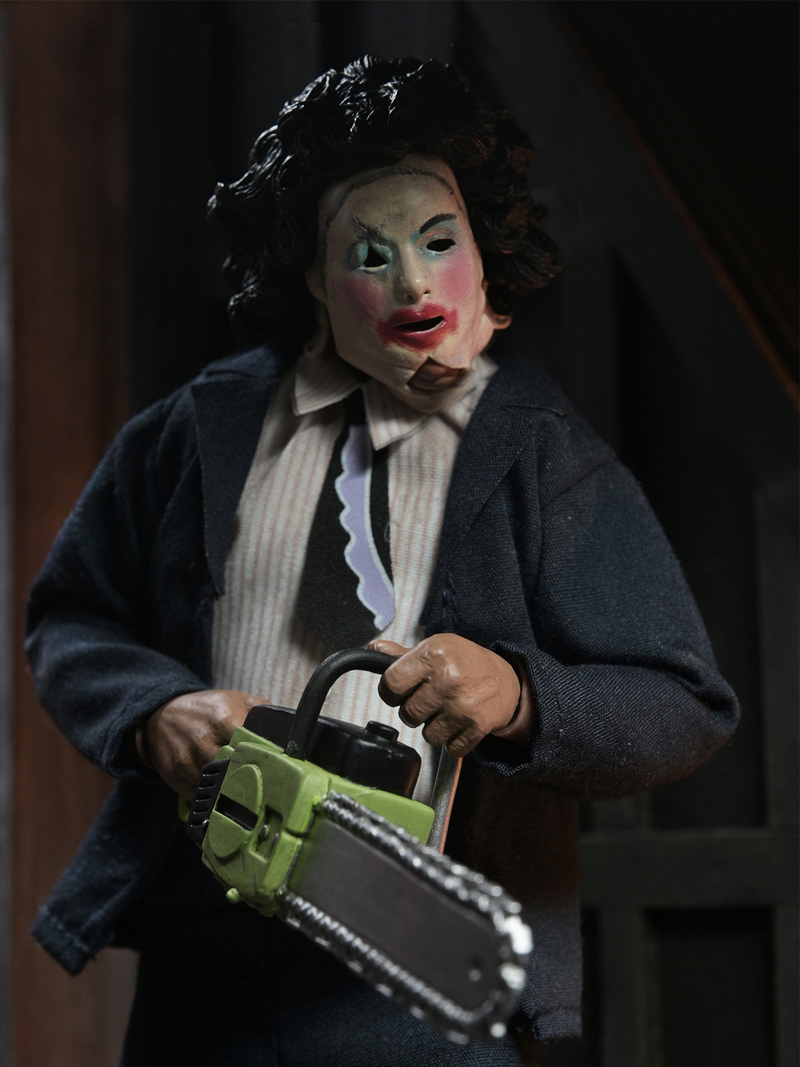 NECA: Texas Chainsaw Massacre Leatherface With Pretty Woman Mask – 8″ Clothed Figure