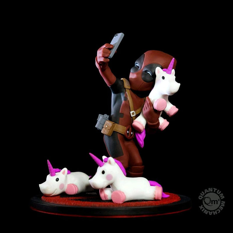 Deadpool - Unicorn Selfie Q-Fig Diorama