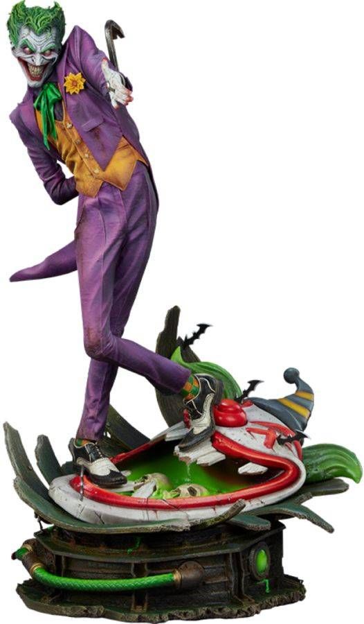 DC Comics - Joker Premium Format Statue