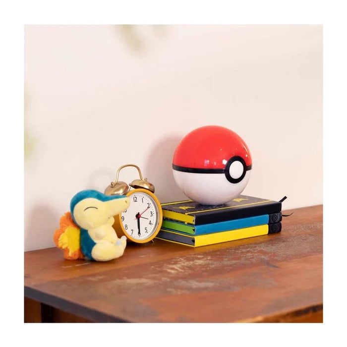 Pokémon: Light Up Figurine Poké Ball (15 cm)