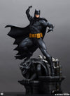 DC Comics - Batman (Black & Grey) 1/6 Maquette