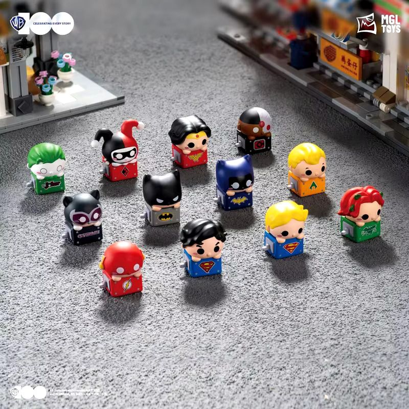 Mgl Toys: Justice League Series Mini Blind Bag (Single)