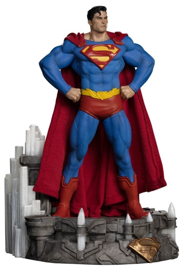 DC Comics - Superman Unleashed Deluxe 1/10th Scale Statue