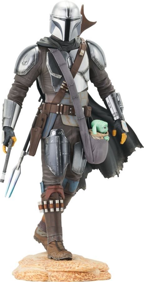 Star Wars: The Mandalorian - Mandalorian with The Child Premier Statue