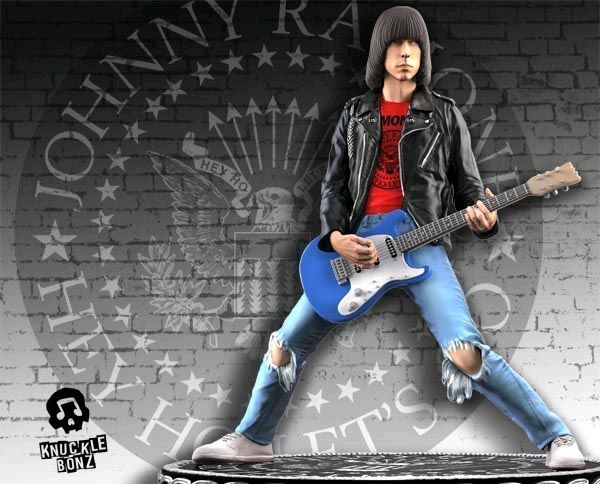 The Ramones - Johnny Ramone Rock Iconz Statue