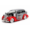 Betty Boop - 1939 Chevy Master Deluxe 1:24 Scale Hollywood Ride