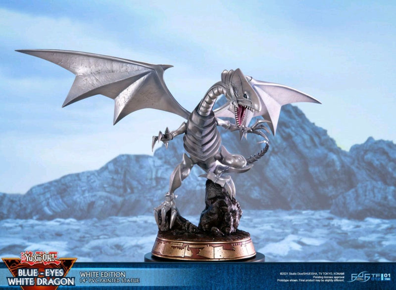 Yu-Gi-Oh! - Blue Eyes White Dragon (White) PVC Statue
