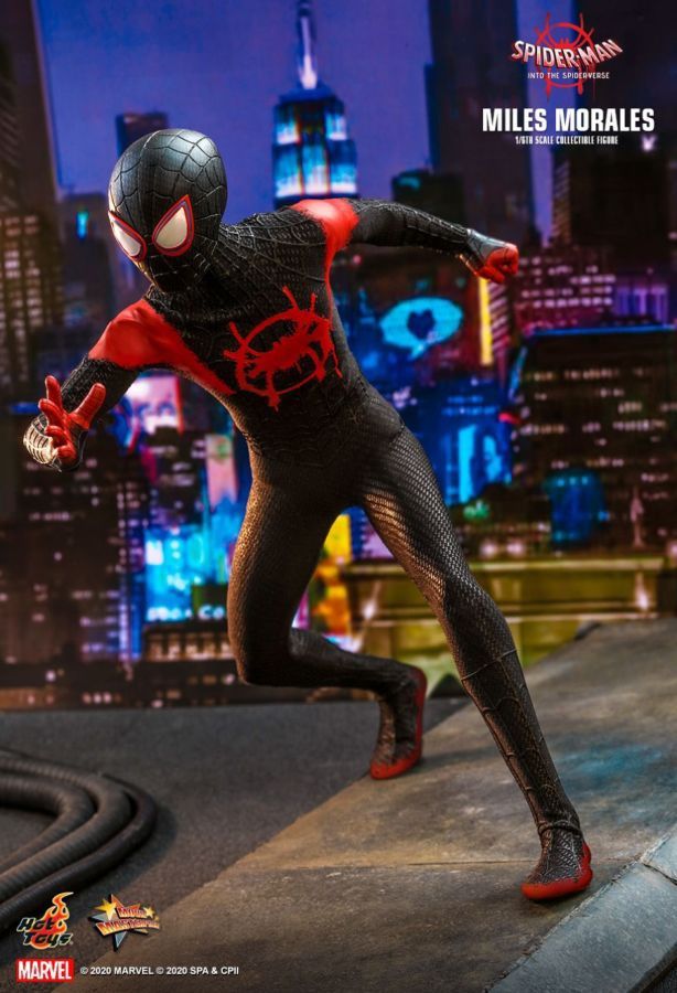 Spider-Man: Into the Spider-Verse - Miles Morales 1:6 Scale 12