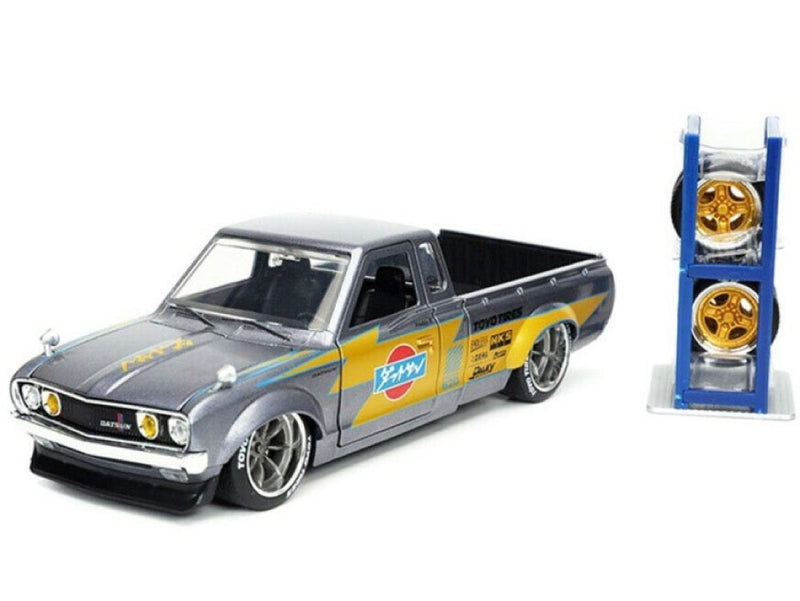 Just Trucks - 1972 Datsun 620 Pick Up 1:24 Scale
