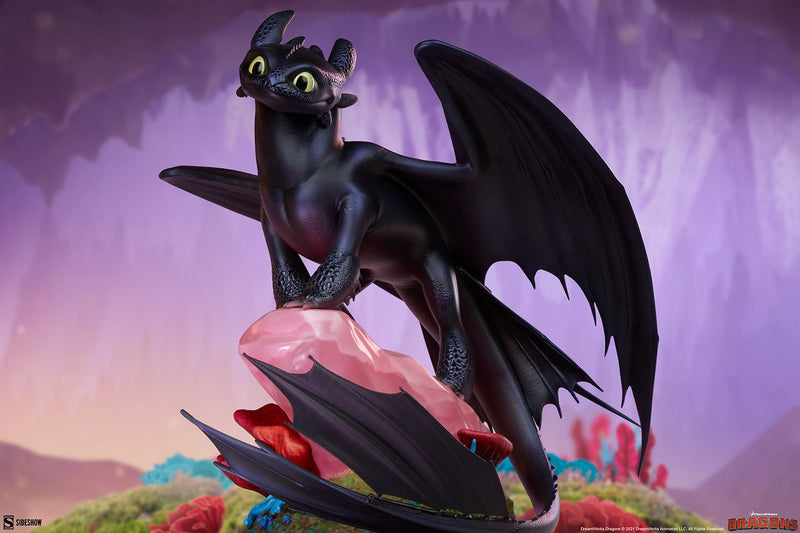 How to Train Your Dragon 3: The Hidden World - Toothless Statue