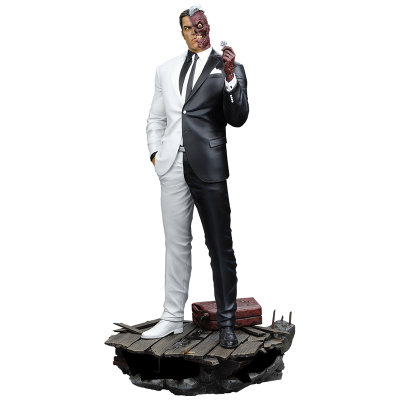 Batman - Two Face 1/6 Scale Maquette